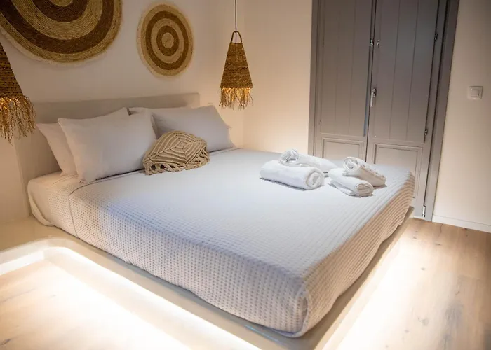 Aidani Luxurious Rooms